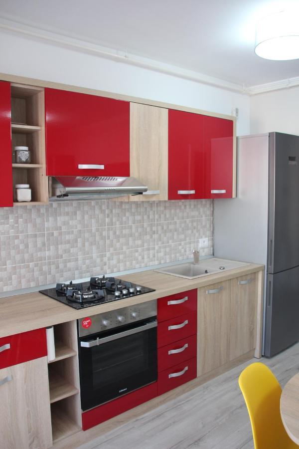 Lowcost Tryp Oradea Exterior foto